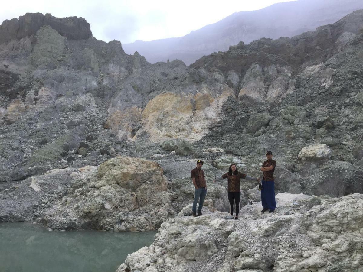 Хостел Backpacker Kawah Ijen Баньюванги Экстерьер фото